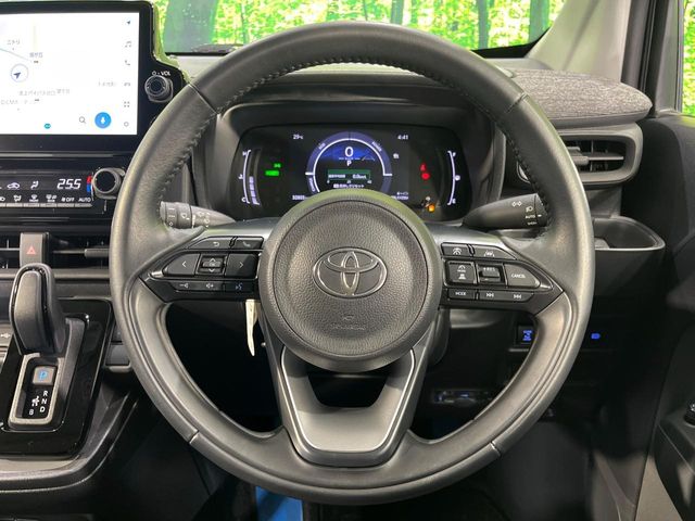 Toyota Sienta 12