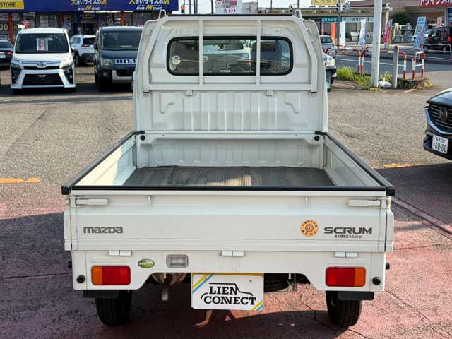 Mazda Scrum Truck 5