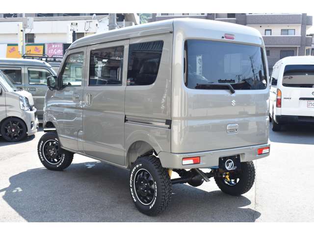 Suzuki Every 11