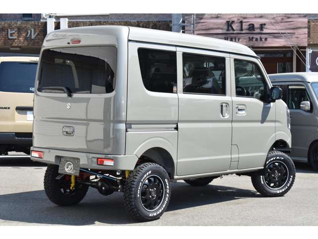 Suzuki Every 9
