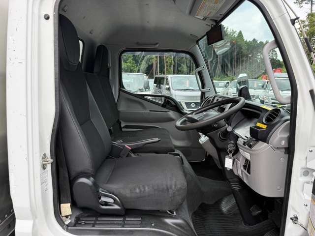 Mitsubishi Fuso Canter 12