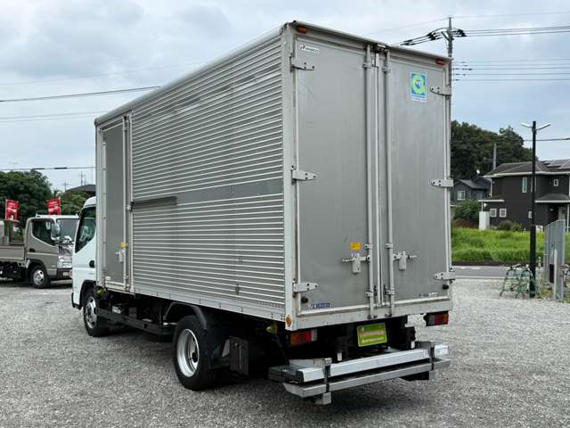 Mitsubishi Fuso Canter 7