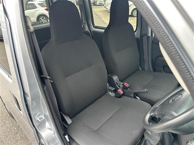 Toyota Pixis Van 10