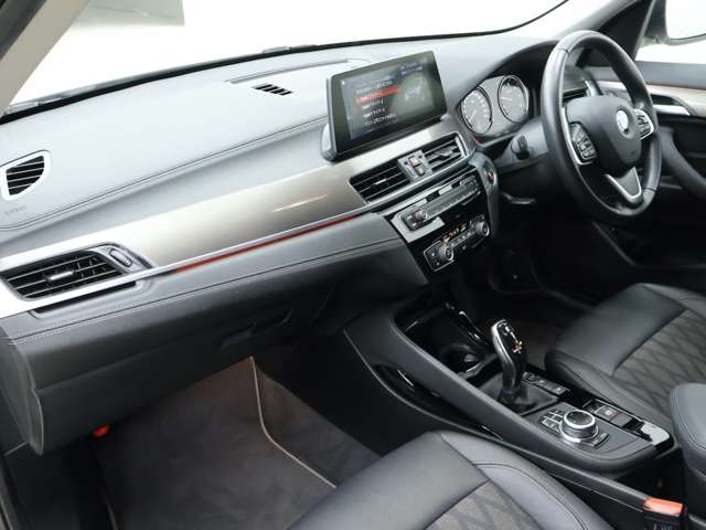 BMW X1 11
