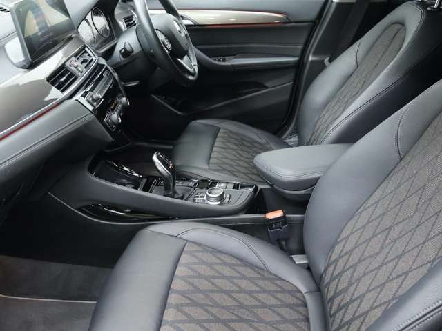 BMW X1 12