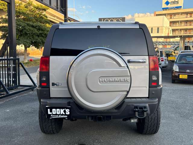 Hummer H3 6