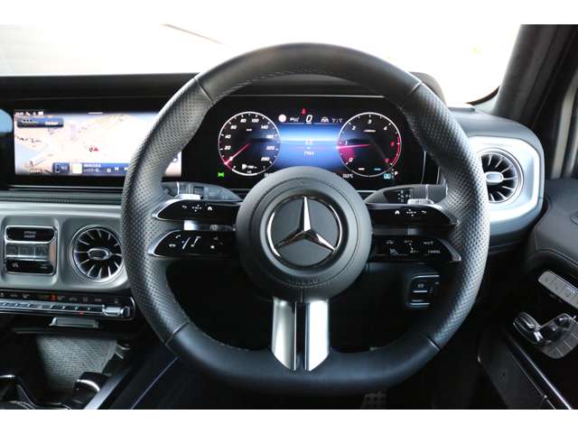 Mercedes-Benz G-Class 9