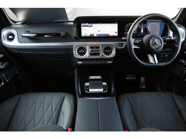 Mercedes-Benz G-Class 10