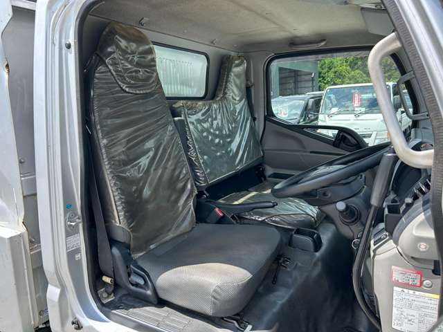 Mitsubishi Fuso Canter 11