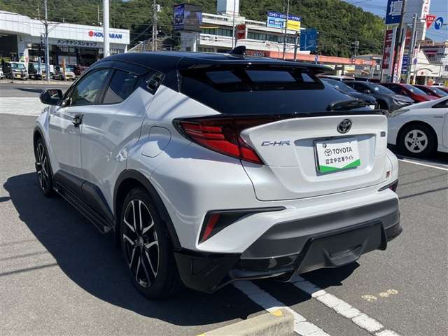 Toyota C-HR 11