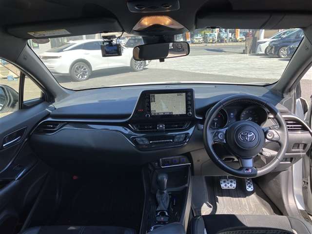 Toyota C-HR 2