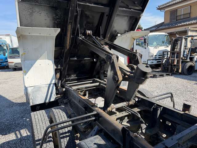 Hino Ranger 9