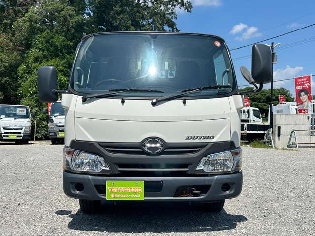 Hino Dutro 2