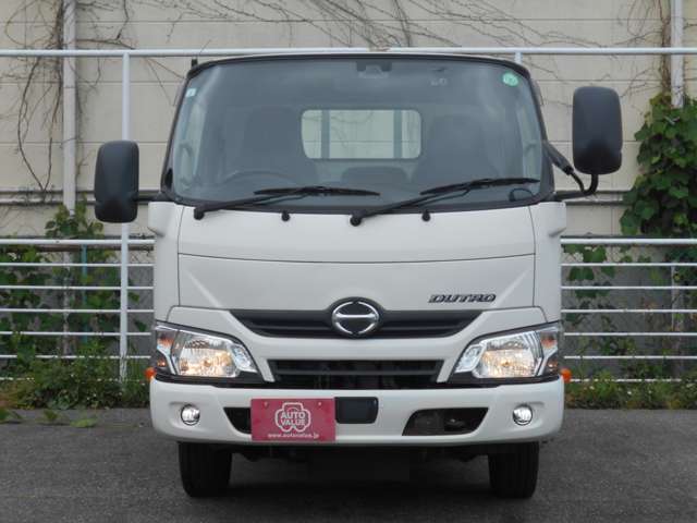 Hino Dutro 2