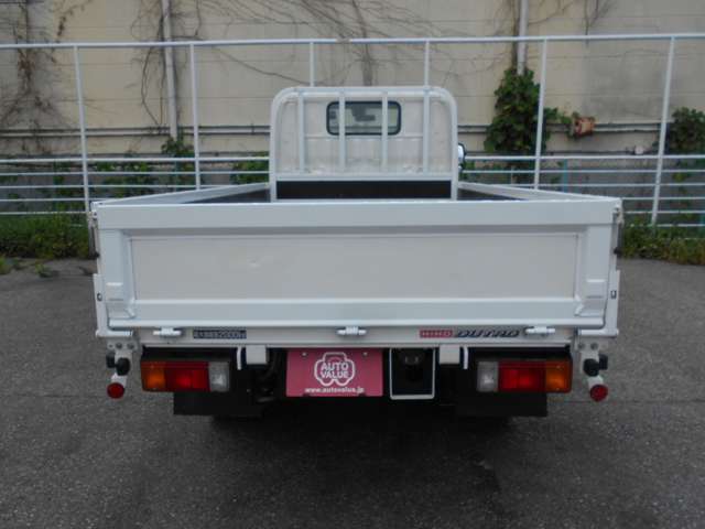 Hino Dutro 7