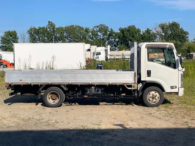 Isuzu Elf 10