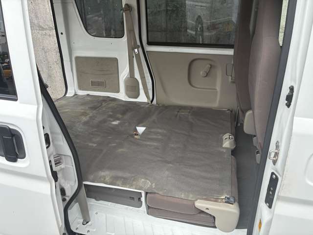 Suzuki Every 9