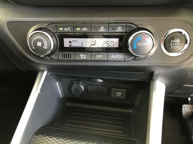 Toyota Raize 10