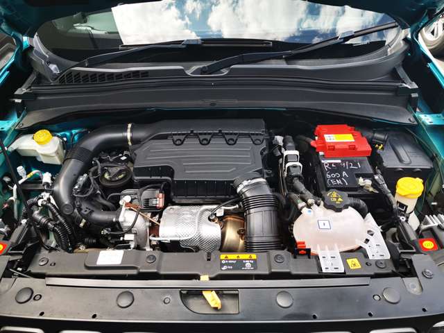 Jeep Renegade 11