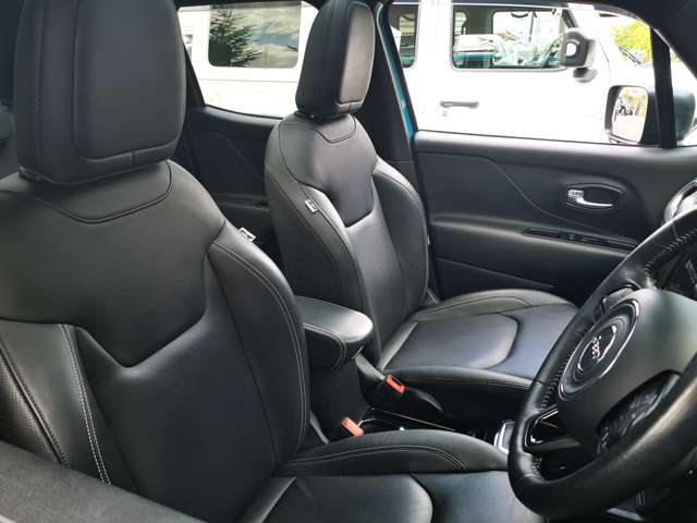 Jeep Renegade 12