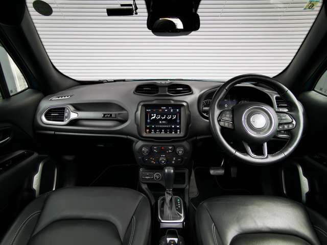 Jeep Renegade 9