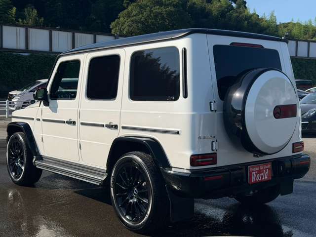 Mercedes-Benz G-Class 4