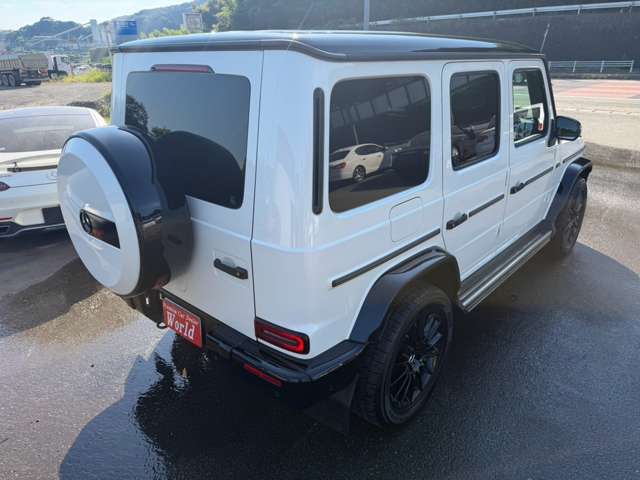Mercedes-Benz G-Class 8