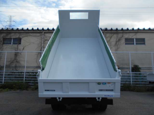 Mitsubishi Fuso Canter 10
