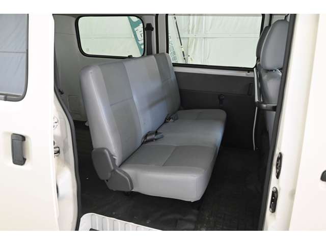 Toyota Town Ace Van 9