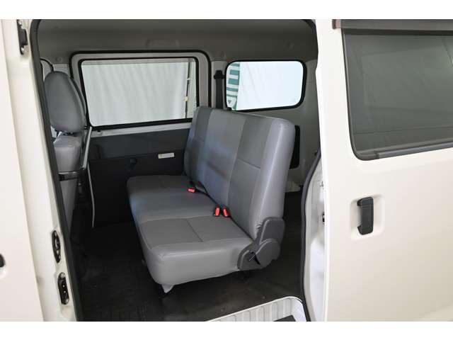 Toyota Town Ace Van 10