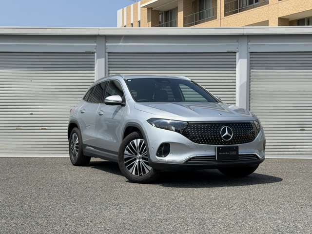 Mercedes-Benz EQA 11