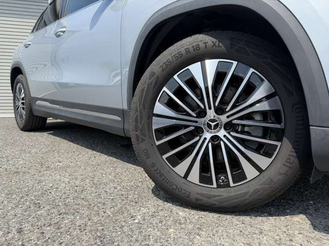 Mercedes-Benz EQA 12
