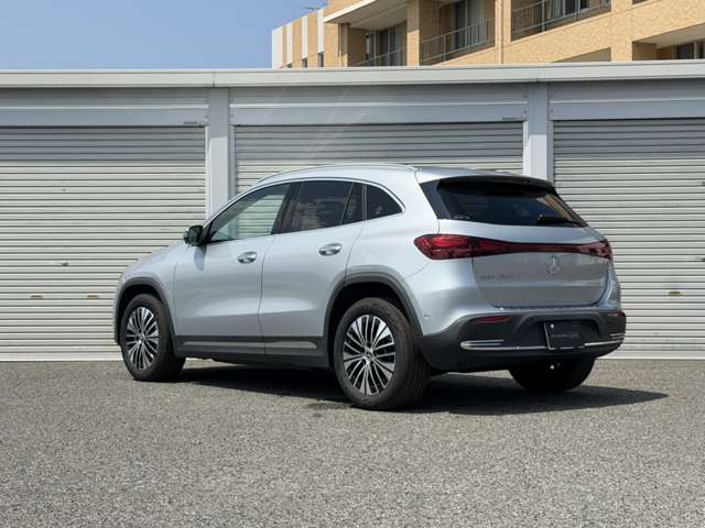 Mercedes-Benz EQA 7