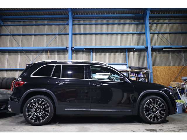 Mercedes-Benz GLB 5