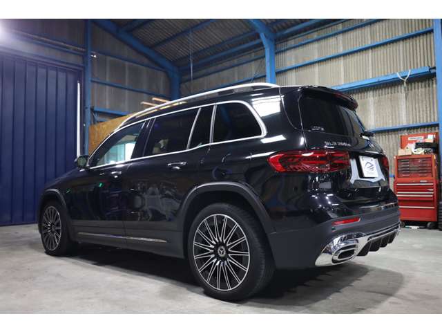 Mercedes-Benz GLB 7