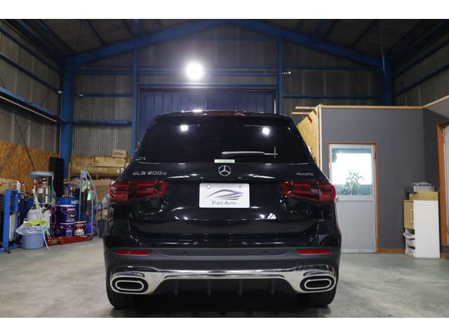 Mercedes-Benz GLB 8