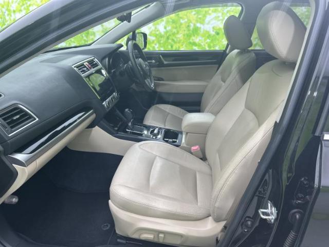 Subaru Legacy Outback 8