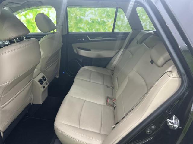 Subaru Legacy Outback 9