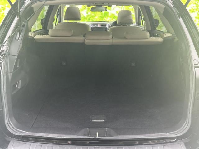 Subaru Legacy Outback 10
