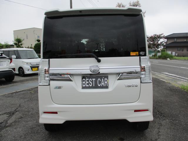 Daihatsu Tanto 7