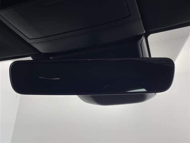 Lexus NX 11