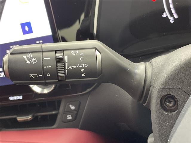 Lexus NX 9