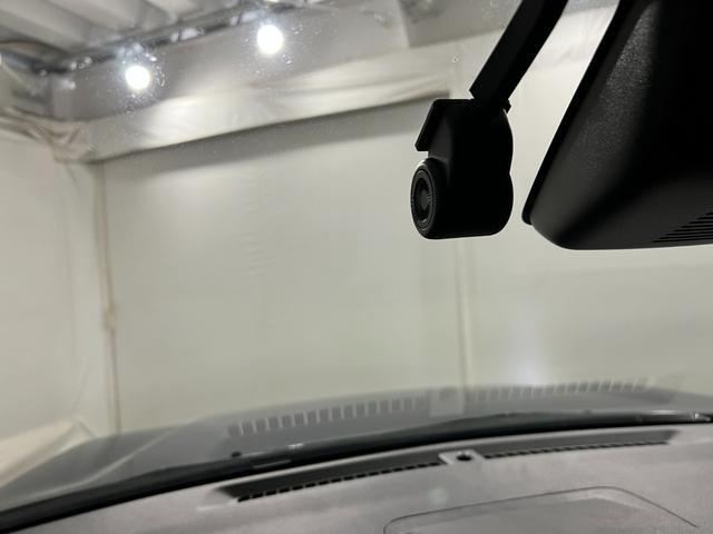 Daihatsu Rocky 11