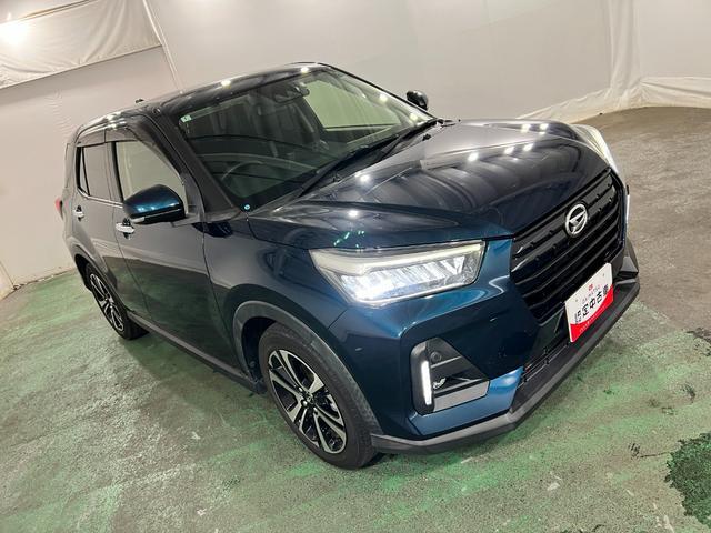 Daihatsu Rocky 9