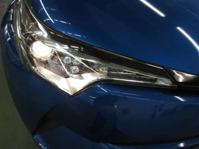 Toyota C-HR 12
