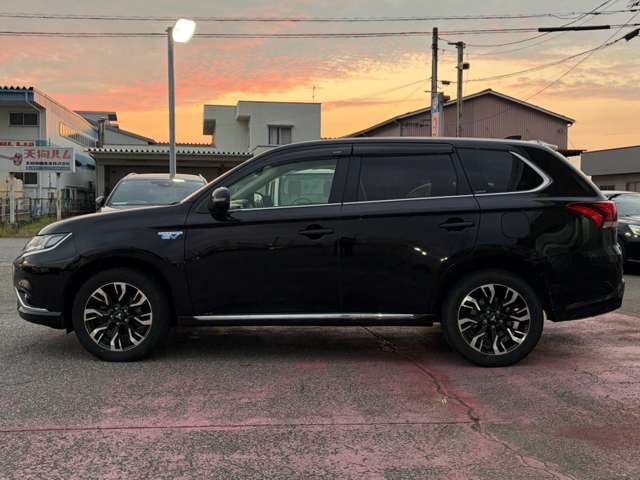 Mitsubishi Outlander PHEV 2