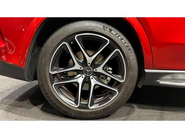 Mercedes-Benz GLE 7