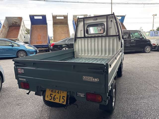 Mitsubishi Minicab Truck 12