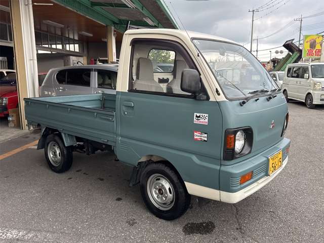 Mitsubishi Minicab Truck 8