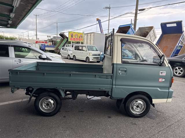 Mitsubishi Minicab Truck 10